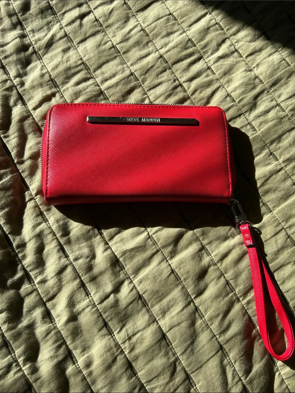 Red Zip Steve Madde  Wristlet Clutch with Detachable Strap